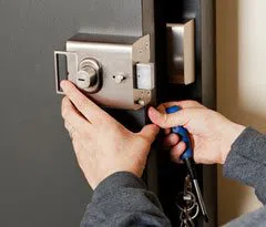 City Locksmith Store Robbins, IL 708-365-8478 - 1-Locksmiths