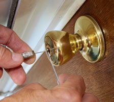 City Locksmith Store Robbins, IL 708-365-8478 City Locksmith Store Robbins, IL 708-365-8478