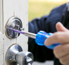 City Locksmith Store Robbins, IL 708-365-8478 City Locksmith Store Robbins, IL 708-365-8478