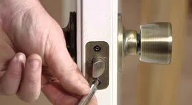 City Locksmith Store Robbins, IL 708-365-8478 City Locksmith Store Robbins, IL 708-365-8478 - 16-Emergency-Locksmith-Opening