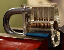 City Locksmith Store Robbins, IL 708-365-8478 City Locksmith Store Robbins, IL 708-365-8478